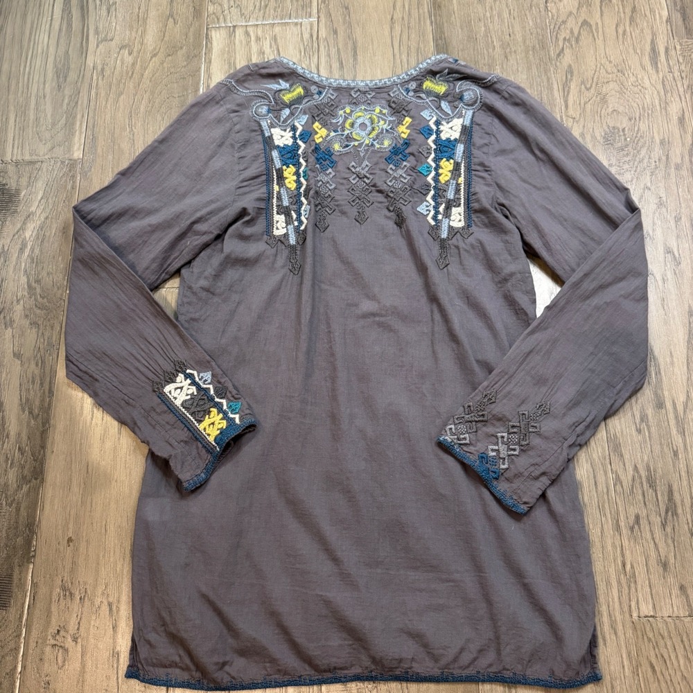 Johnny Was BIYA Embroidered Tunic Top Gray Long Sleeve Boho Women's Size S - Picture 10 of 12